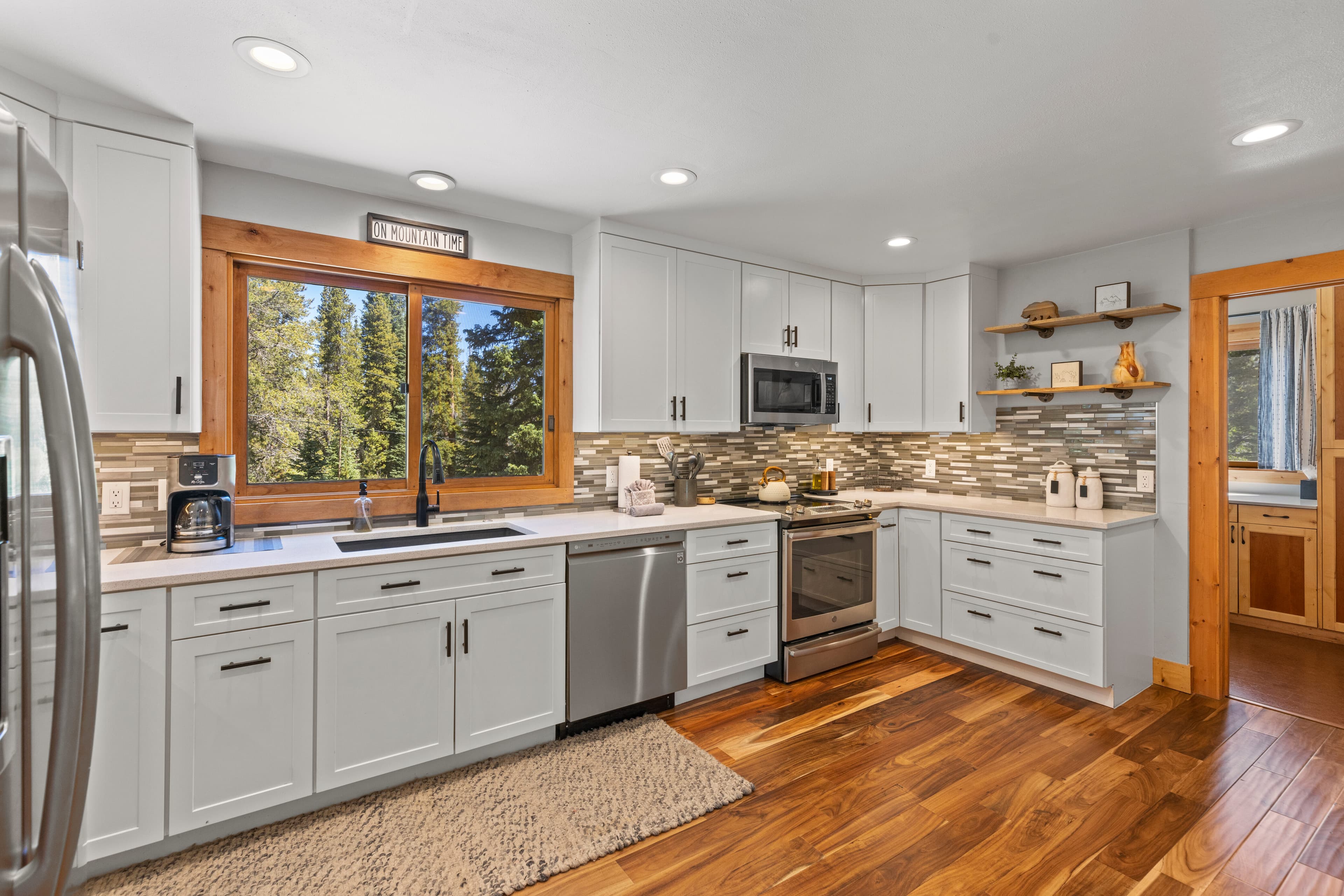 Fully equipped kitchen